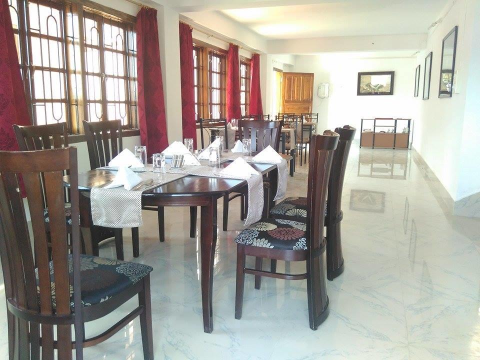 Dovipie Inn Kohima Zewnętrze zdjęcie