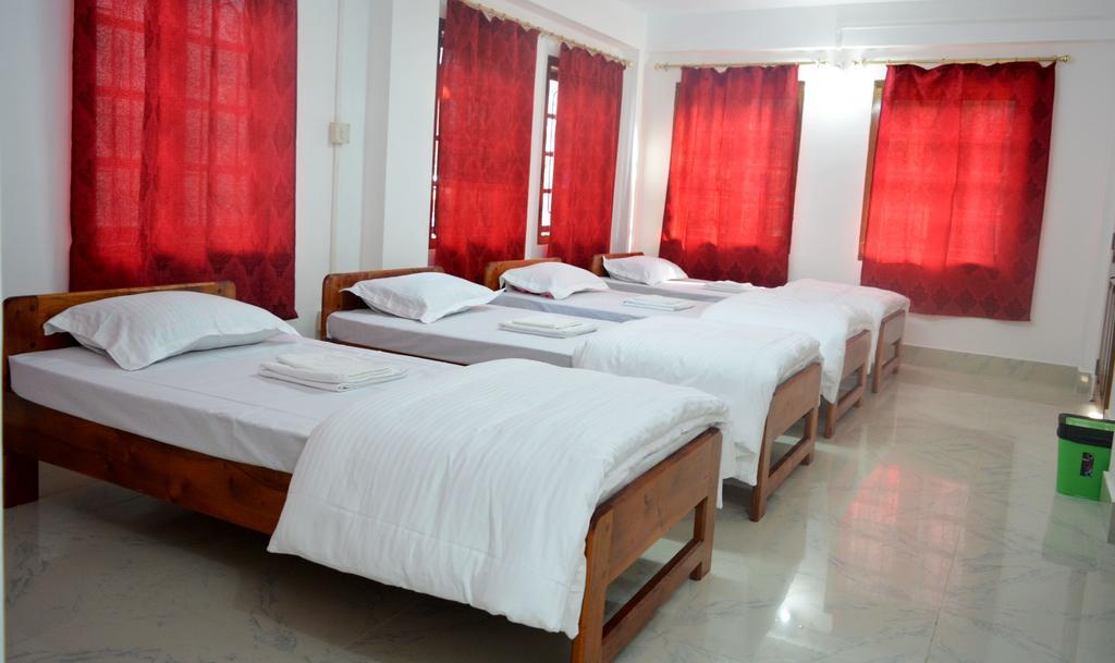 Dovipie Inn Kohima Zewnętrze zdjęcie